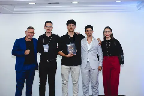 Prêmio Excelência em Entrega 2025 recebido pela CC Corps em São Paulo
